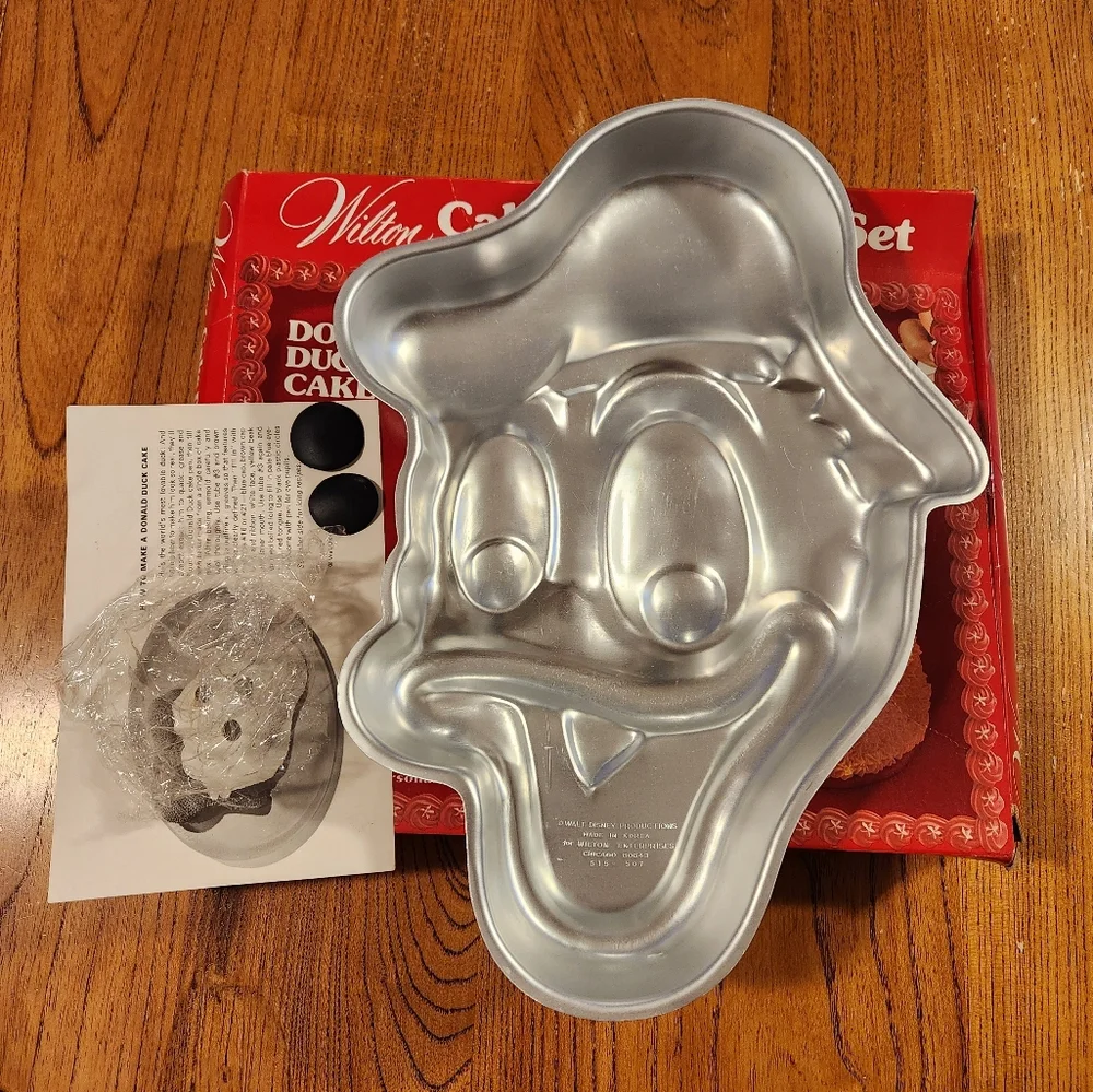 1974 Donald Duck Wilton Cake Pan in Box Vintage Donald Duck Birthday Cake Pan - Picture 7 of 16
